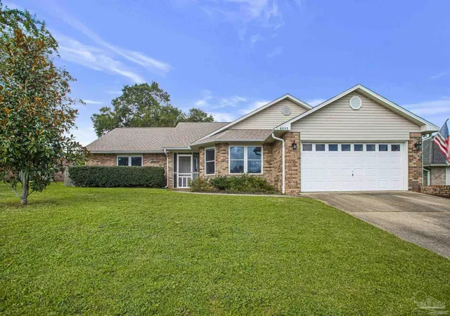 Photo 1 of Single family home for sale at 6853 Rickwood Dr, Pensacola, FL 32526 | MLS# 687340 | Listing updated on 2026-09-25