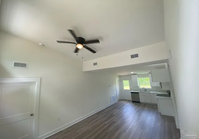 4th image of 4856 Tide Dr, Milton, FL 32583 | MLS# 686683
