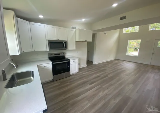 6th image of 4856 Tide Dr, Milton, FL 32583 | MLS# 686683