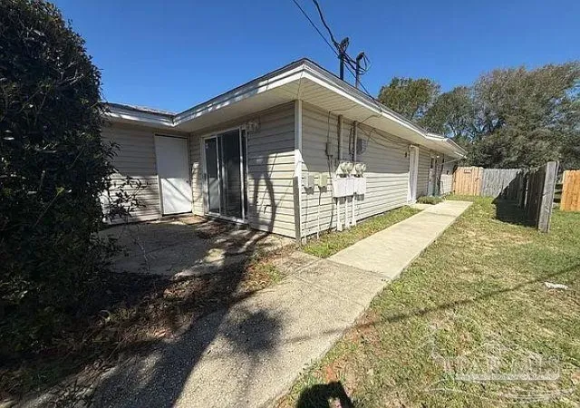 3rd image of 3410 Grn Briar Ct, Gulf Breeze, FL 32563