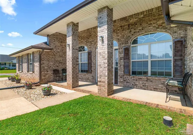 Photo 2 of Single family home for sale at 4777 Oscar Ln, Milton, FL 32571 | MLS# 685992 | Listing updated on 2026-08-24