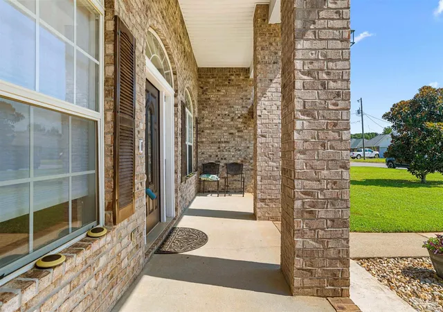 Photo 3 of Single family home for sale at 4777 Oscar Ln, Milton, FL 32571 | MLS# 685992 | Listing updated on 2026-08-24