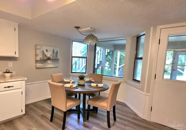image of 550 Riola Pl, Pensacola, FL 32506 | MLS# 686076