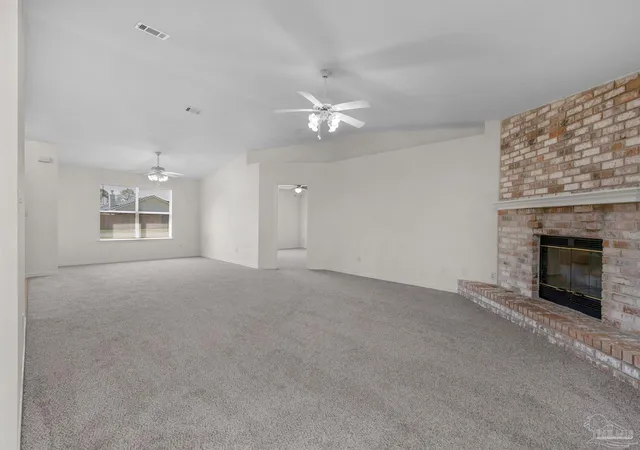 Photo 4 of Single family home for sale at 9568 Brentwood Blvd, Navarre, FL 32566 | MLS# 687235 | Listing updated on 2026-09-05