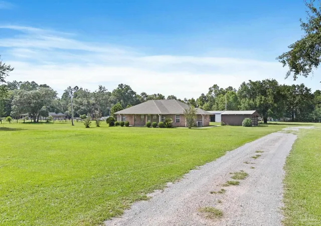 Photo 3 of Single family home for sale at 11560 Mobile Hwy, Pensacola, FL 32526 | MLS# 686878 | Listing updated on 2026-09-23