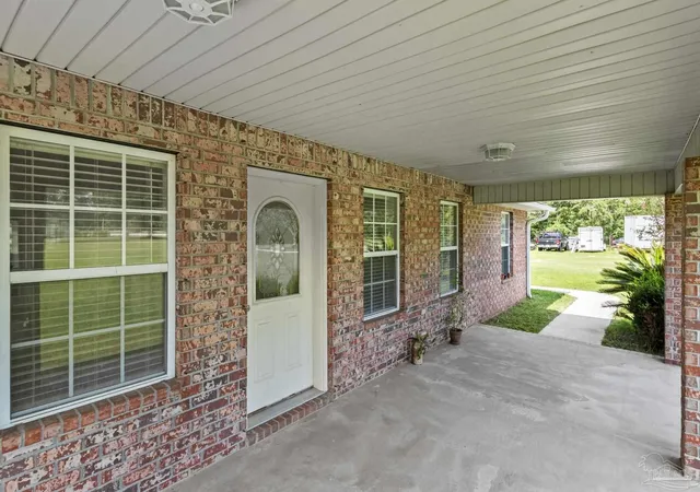 Photo 4 of Single family home for sale at 11560 Mobile Hwy, Pensacola, FL 32526 | MLS# 686878 | Listing updated on 2026-09-23