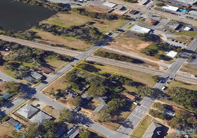 Land for sale at 100 E Jordan St #18, Pensacola, FL 32503 | MLS# 686941