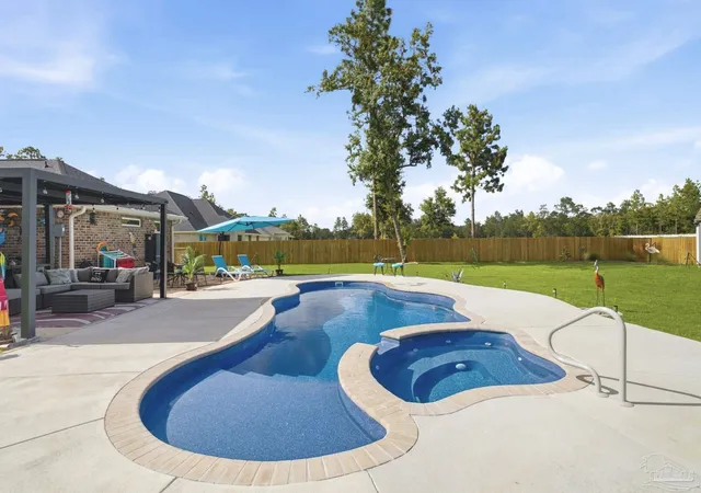 Photo 3 of Single family home for sale at 6552 Martin Rd, Milton, FL 32570 | MLS# 685954 | Listing updated on 2026-08-18