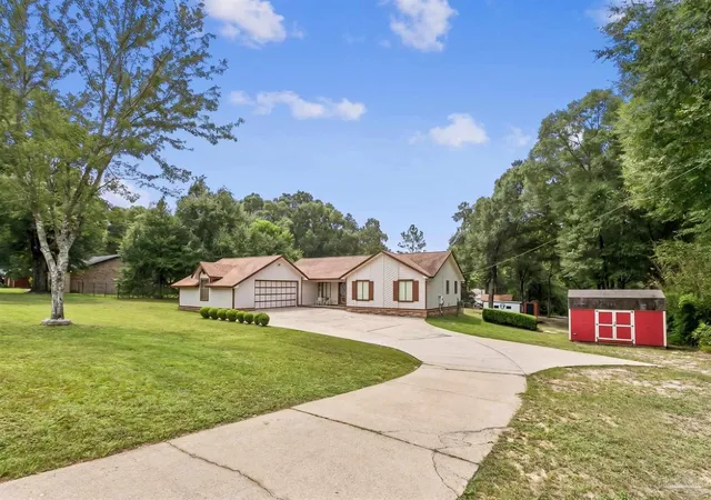 Photo 4 of Single family home for sale at 114 Thurston Pl, Crestview, FL 32536 | MLS# 686668 | Listing updated on 2026-09-03