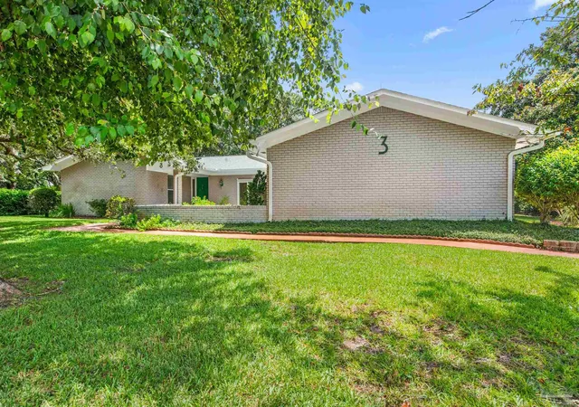 2nd image of 3 Navaho Dr, Pensacola, FL 32507 | MLS# 687747