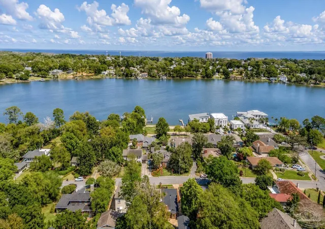 Photo 3 of Single family home for sale at 1717 Yates Ave, Pensacola, FL 32503 | MLS# 686181 | Listing updated on 2026-09-12