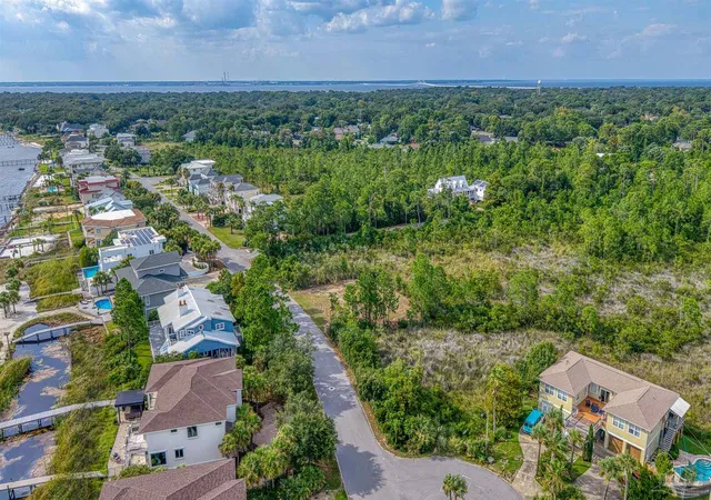 Land for sale at 00 Deer Point Dr, Gulf Breeze, FL 32561 | MLS# 686724