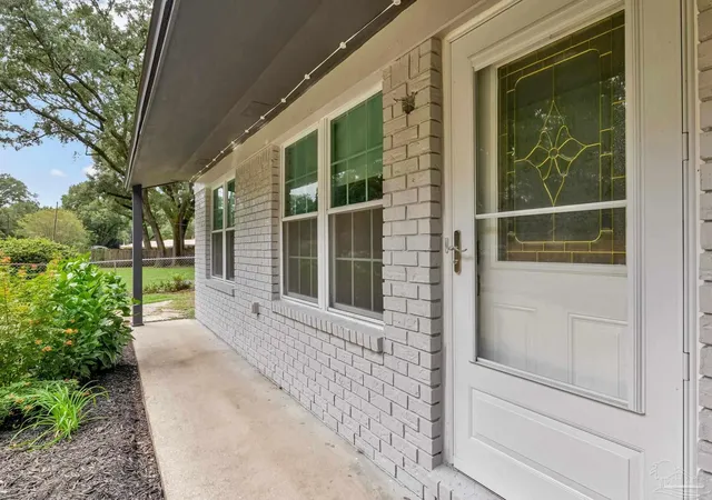 2nd image of 5521 Ormond Dr, Pensacola, FL 32526 | MLS# 687873