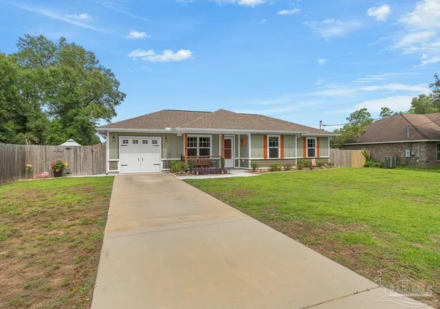 Photo 3 of Single family home for sale at 6588 Kembro Rd, Milton, FL 32570 | MLS# 685980 | Listing updated on 2026-09-21