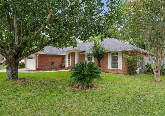 2nd image of 2028 Peregrine Ct, Pensacola, FL 32506 | MLS# 687940