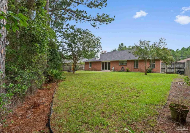41st image of 2028 Peregrine Ct, Pensacola, FL 32506 | MLS# 687940