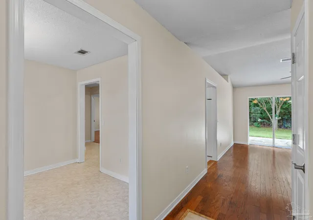 5th image of 2028 Peregrine Ct, Pensacola, FL 32506 | MLS# 687940