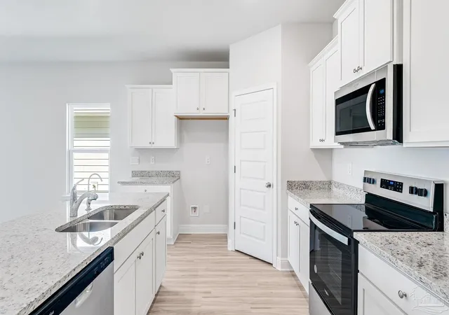 Photo 4 of Single family home for sale at 3577 Crossvine Rd, Cantonment, FL 32533 | MLS# 686440 | Listing updated on 2026-07-24
