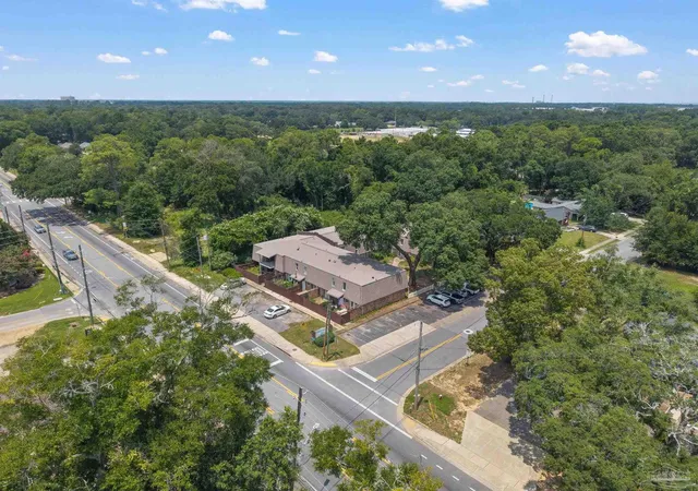 2nd image of 8101 Tippin Ave, Pensacola, FL 32514