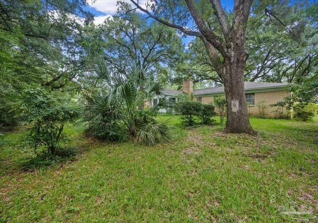 5th image of 1825 Sandra Dr, Pensacola, FL 32506 | MLS# 687768