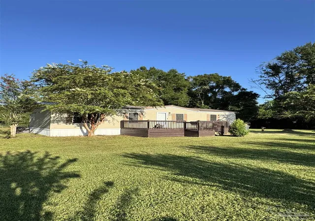 Photo 2 of Manufactured home for sale at 9662 Tower Ridge Rd, Pensacola, FL 32526 | MLS# 687195 | Listing updated on 2026-09-12