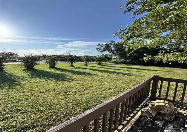Photo 2 of Manufactured home for sale at 9662 Tower Ridge Rd, Pensacola, FL 32526 | MLS# 687195 | Listing updated on 2026-09-12