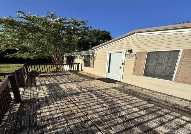 Photo 3 of Manufactured home for sale at 9662 Tower Ridge Rd, Pensacola, FL 32526 | MLS# 687195 | Listing updated on 2026-09-12
