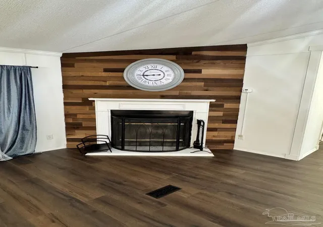 Photo 4 of Manufactured home for sale at 9662 Tower Ridge Rd, Pensacola, FL 32526 | MLS# 687195 | Listing updated on 2026-09-12