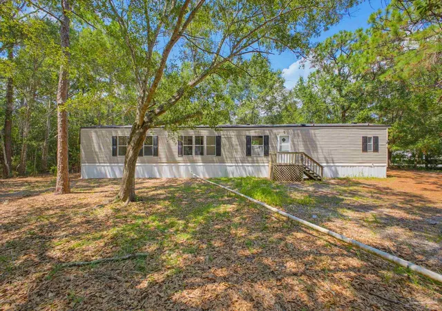 Photo 4 of Manufactured home for sale at 2981 Crittenden Dr, Navarre, FL 32566 | MLS# 687376 | Listing updated on 2026-09-18