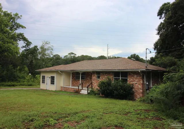 1st image of 820 E Johnson Ave, Pensacola, FL 32514 | MLS# 687472