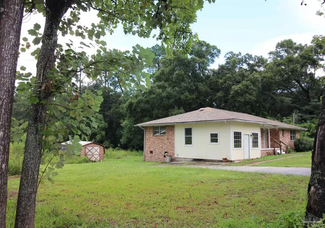 2nd image of 820 E Johnson Ave, Pensacola, FL 32514 | MLS# 687472