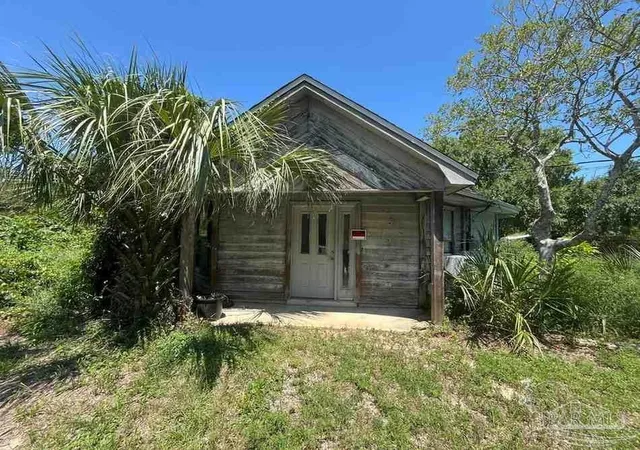 2nd image of 1622 Bal Alex Ave, Gulf Breeze, FL 32563 | MLS# 687572