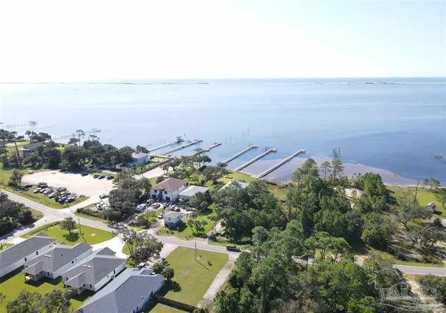 Photo 4 of Land for sale at Lot 6 Soundside Dr, Gulf Breeze, FL 32563 | MLS# 687110 | Listing updated on 2026-08-11