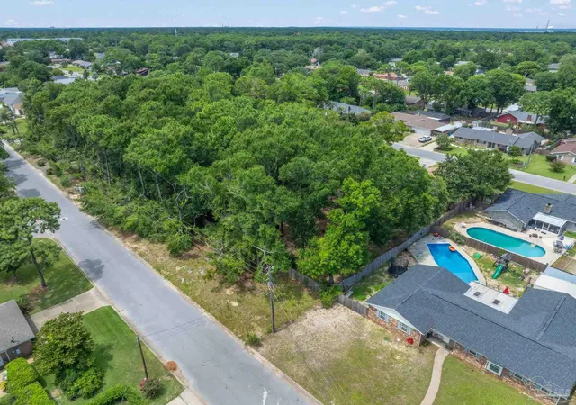 6th image of 3800 Flintwood Rd, Pensacola, FL 32504 | MLS# 687533