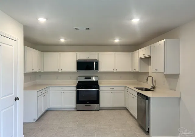 Photo 3 of Single family home for sale at 3577 Bay Magnolia Way, Milton, FL 32571 | MLS# 675992 | Listing updated on 2026-10-06