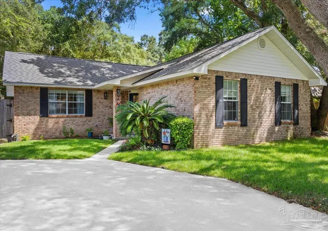 Single family home for sale at 3172 Auburn Pkwy, Gulf Breeze, FL 32563 | MLS# 685718