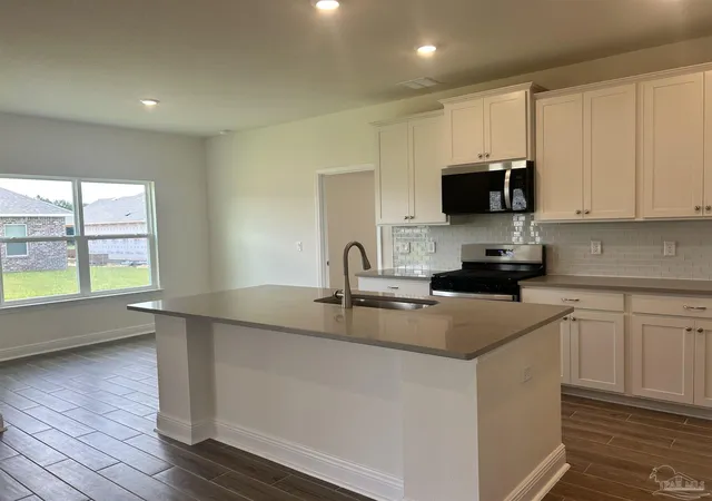 Photo 3 of Sale Pending at 6988 Terrapin Dr, Milton, FL 32571 | MLS# 675995 | Listing updated on 2026-09-08