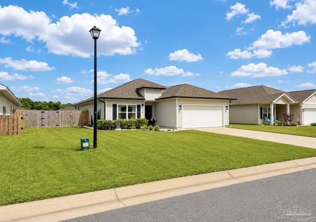 Photo 3 of Single family home for sale at 9656 Sagewood Dr, Pensacola, FL 32526 | MLS# 687269 | Listing updated on 2026-09-25