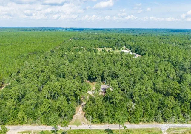 37th image of 5240 Mayburn Bridge Rd, Milton, FL 32570 | MLS# 687876