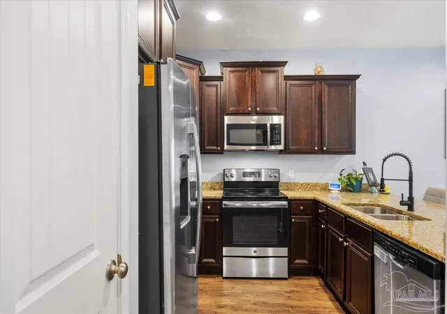 Photo 4 of Townhouse for sale at 8822 Little Cormorant Ln, Navarre, FL 32566 | MLS# 686891 | Listing updated on 2026-09-13