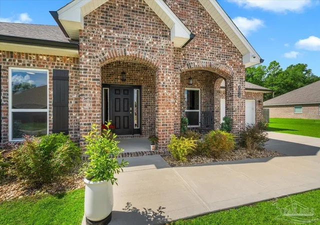 Photo 3 of Single family home for sale at 6474 Cedar Key Dr, Milton, FL 32570 | MLS# 687450 | Listing updated on 2026-09-20