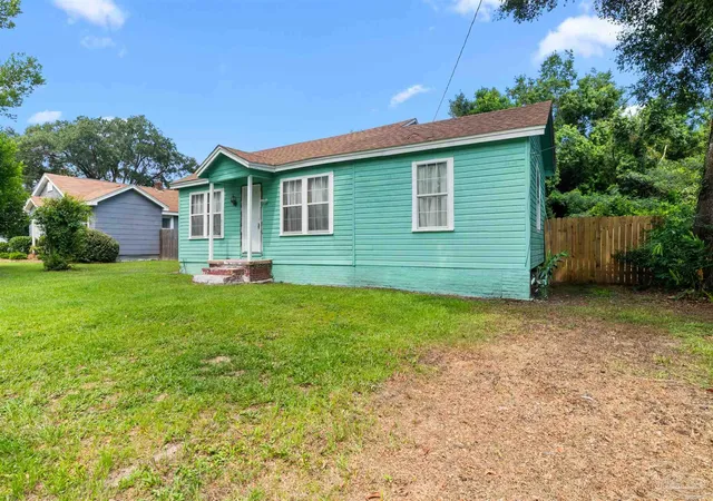 3rd image of 920 58Th Ave, Pensacola, FL 32506 | MLS# 687147