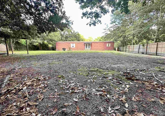 16th image of 2501 Kingsport Ave, Pensacola, FL 32507 | MLS# 686200