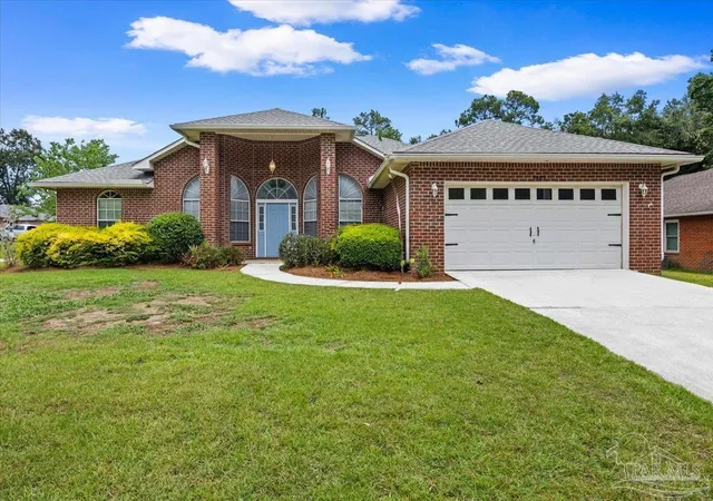 Photo 1 of Single family home for sale at 5403 Stafford Cir, Milton, FL 32571 | MLS# 686902 | Listing updated on 2026-09-04