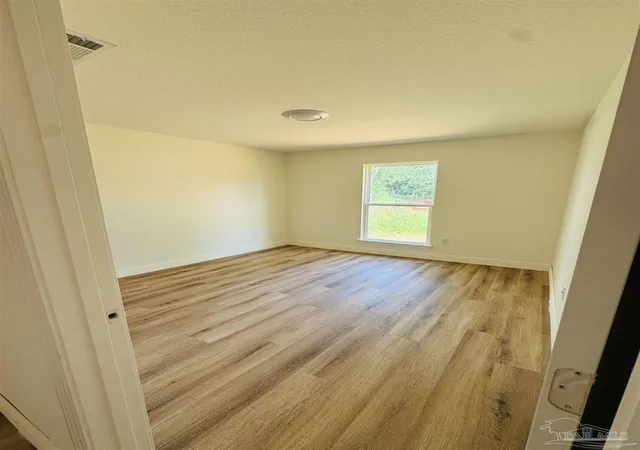 6th image of 901 Rentz Ave, Pensacola, FL 32507 | MLS# 687705