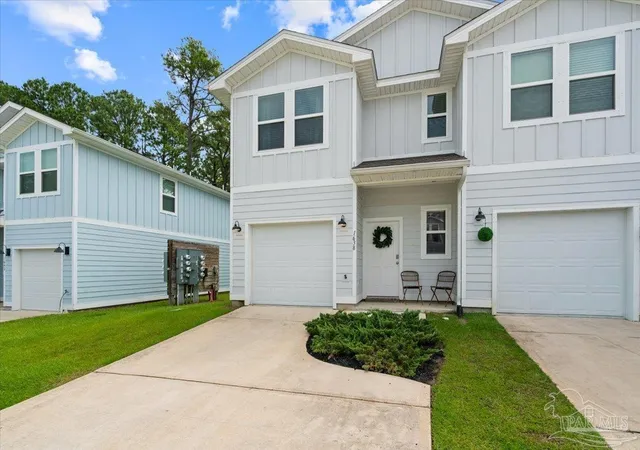 Photo 3 of Townhouse for sale at 1638 Iroquois Ct, Pensacola, FL 32534 | MLS# 687094 | Listing updated on 2026-09-20