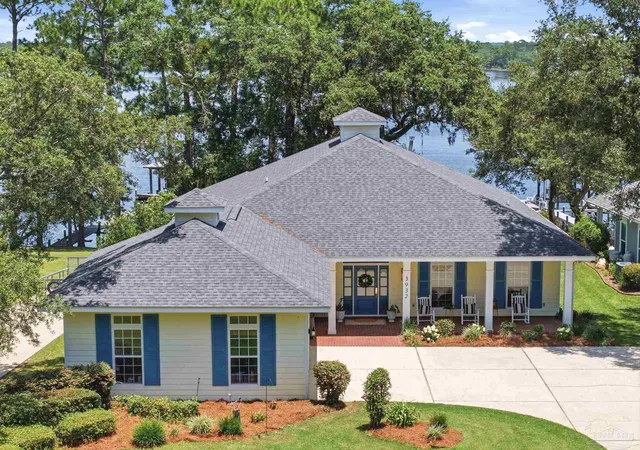 Photo 1 of Single family home for sale at 3932 Plantation Cvs Ct, Milton, FL 32583 | MLS# 686551 | Listing updated on 2026-09-15