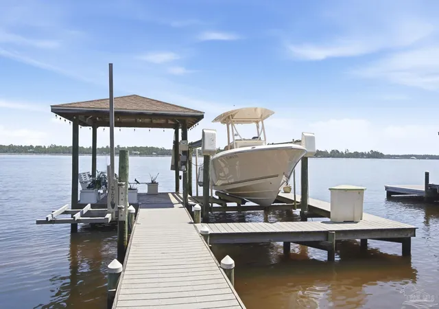 Photo 2 of Single family home for sale at 3932 Plantation Cvs Ct, Milton, FL 32583 | MLS# 686551 | Listing updated on 2026-09-15