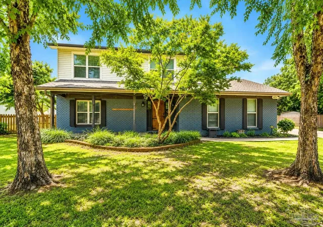 image of 6099 Schofield Dr, Pensacola, FL 32506 | MLS# 686205