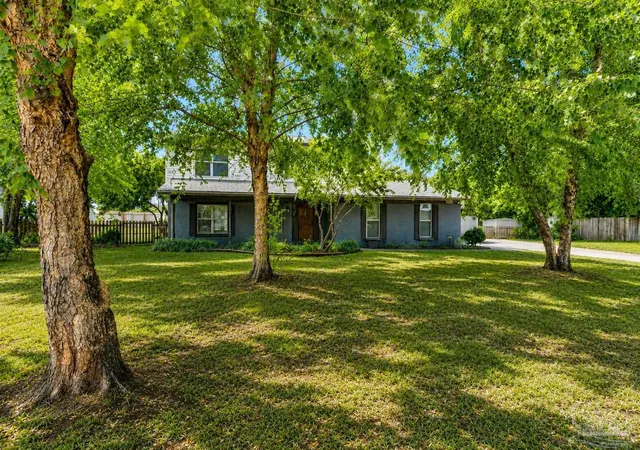 image of 6099 Schofield Dr, Pensacola, FL 32506 | MLS# 686205